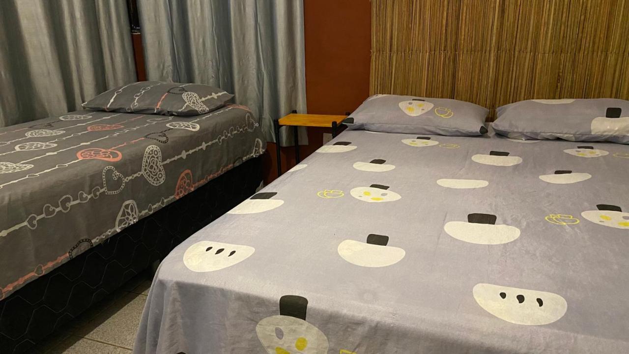 Luau Pousada E Hostel Прая до Франсес Екстериор снимка