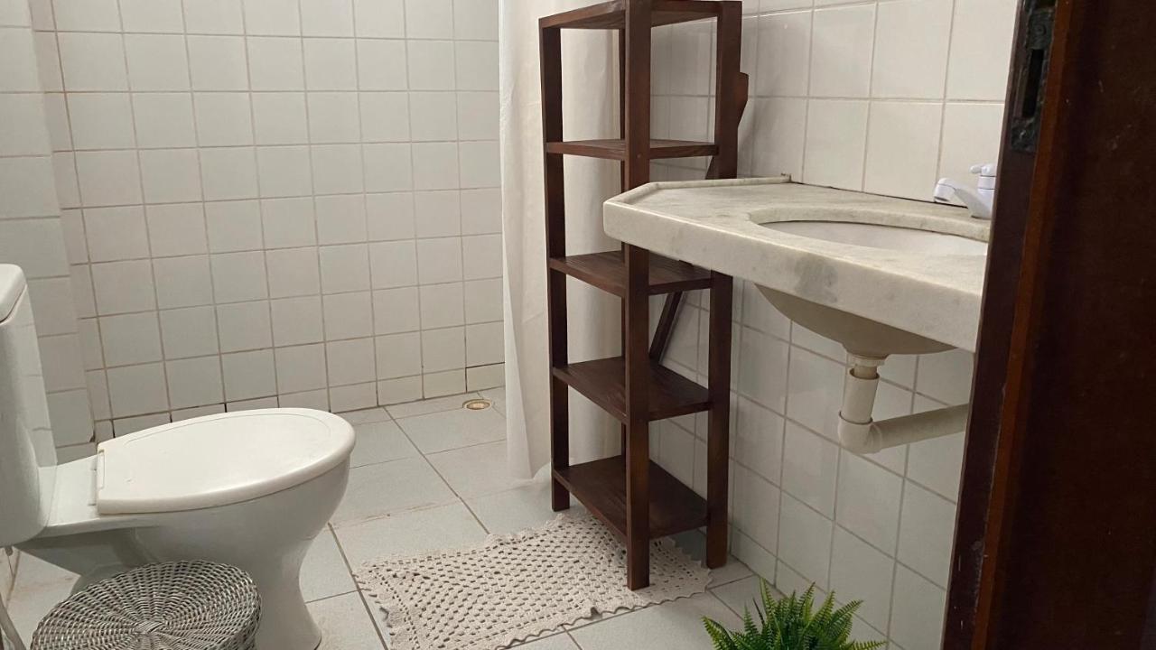 Luau Pousada E Hostel Прая до Франсес Екстериор снимка