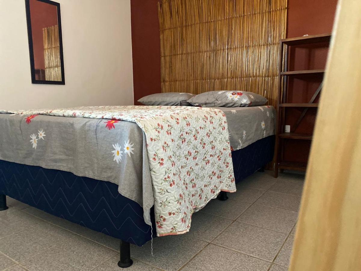 Luau Pousada E Hostel Прая до Франсес Екстериор снимка